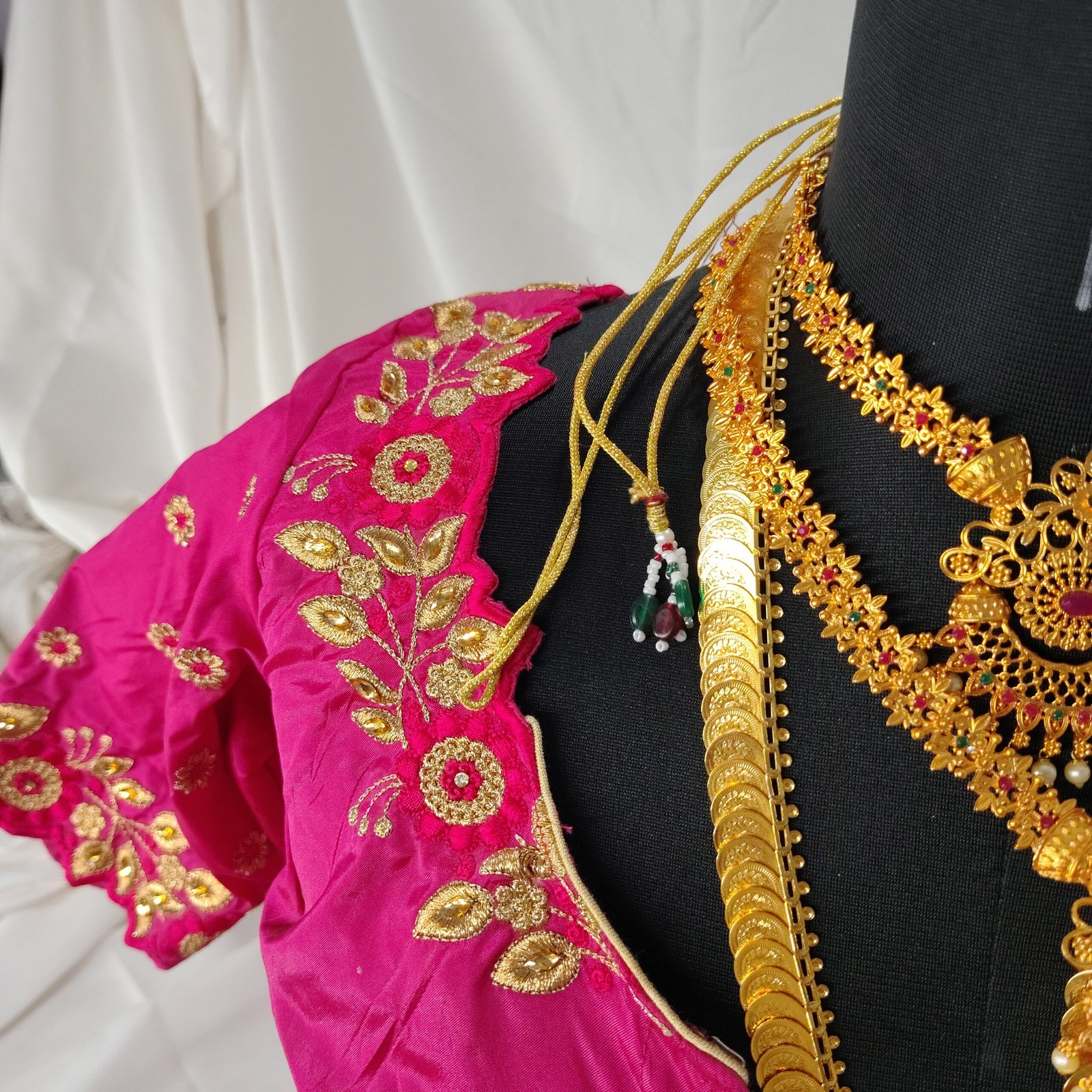 Elegant Pink Computer Embroidered Blouse - Image 5