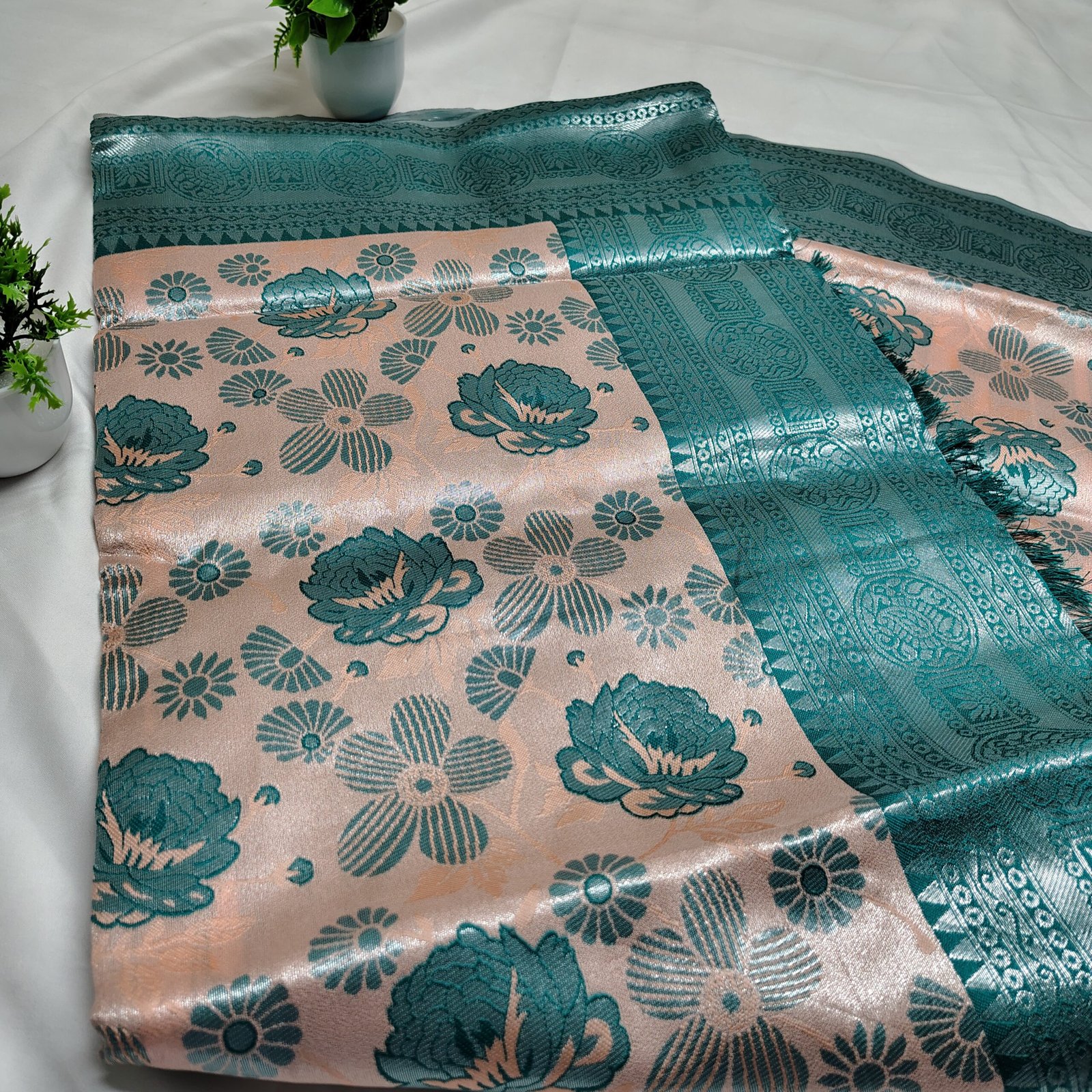 Banarasi style Art silk saree - Image 9