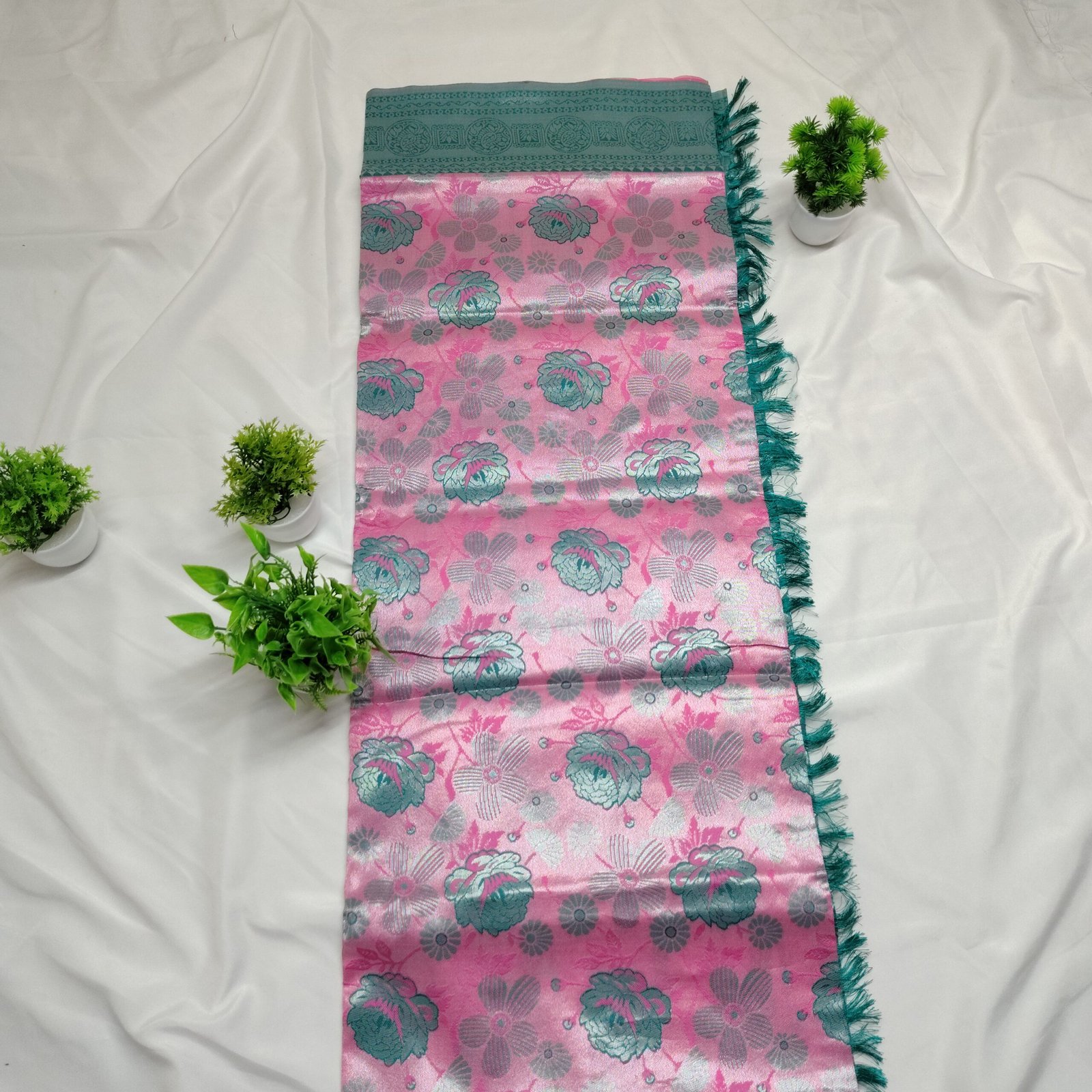 Banarasi style Art silk saree - Image 5