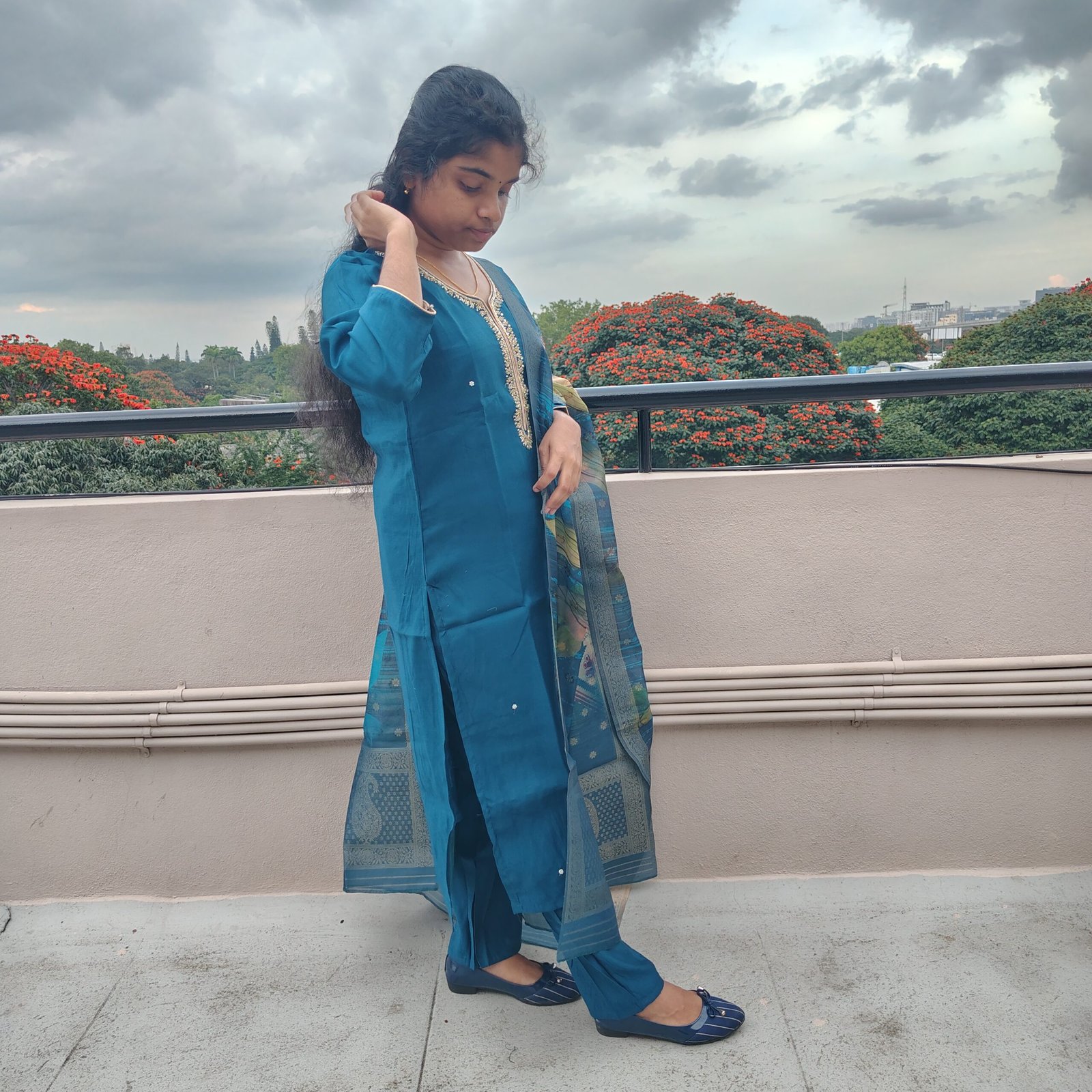 Hand-Embroidered Kurti Set with Pant & Dupatta - Image 2